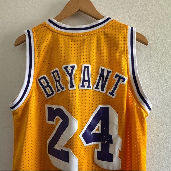 Vintage Kobe Bryant 1987-1988 Hardwood Classics Jersey size Medium - Picture 4 of 13